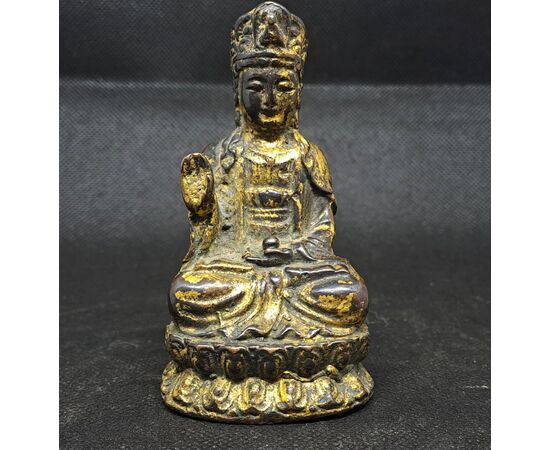 BRONZE GUANYIN - CHINA - 19TH CENTURY BRONZE GUANYIN - CHINA - 19TH CENTURY