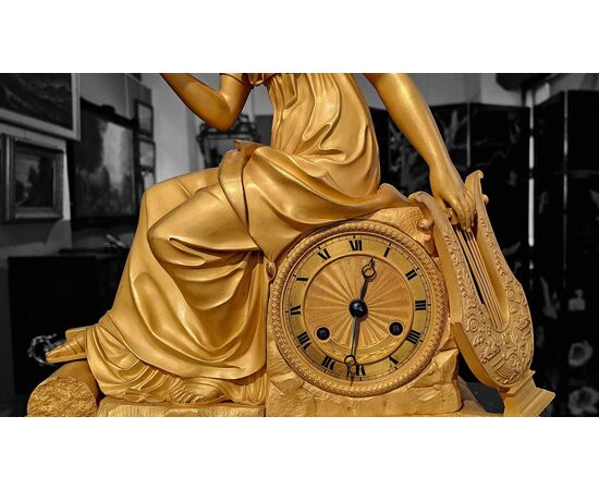 PENDOLA  IN BRONZO DORATO – FRANCIA – RESTAURAZIONE (XIX sec.) PENDOLA  IN BRONZO DORATO – FRANCIA – RESTAURAZIONE (XIX sec.)