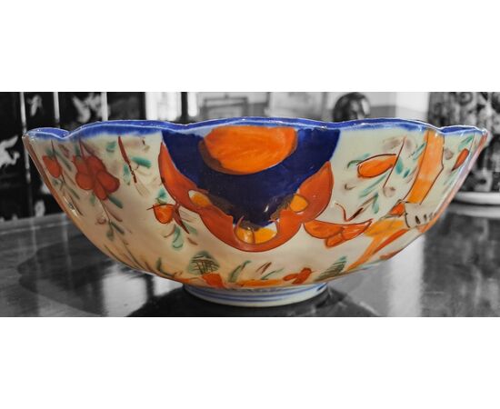 PORCELAIN BOWL - IMARI - MEIJI (1868 - 1912) PORCELAIN BOWL - IMARI - MEIJI (1868 - 1912)