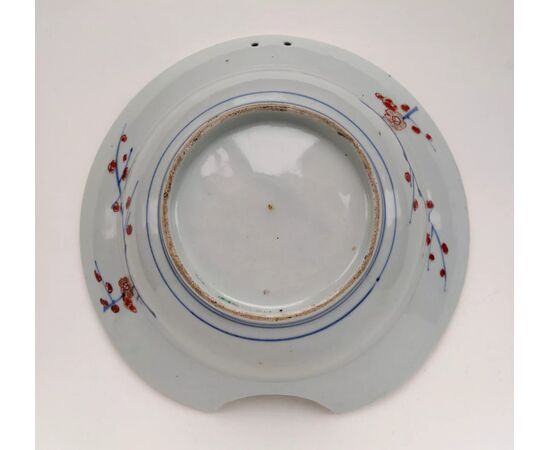 BARBER'S PLATE - IMARI - 18TH CENTURY BARBER'S PLATE - IMARI - 18TH CENTURY