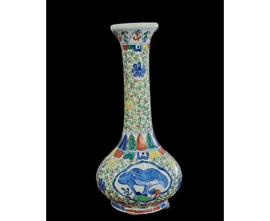 VASO IN PORCELLANA DIPINTA - CINA - XX SEC VASO IN PORCELLANA DIPINTA - CINA - XX SEC