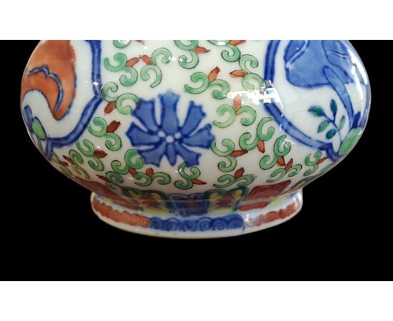 VASO IN PORCELLANA DIPINTA - CINA - XX SEC VASO IN PORCELLANA DIPINTA - CINA - XX SEC