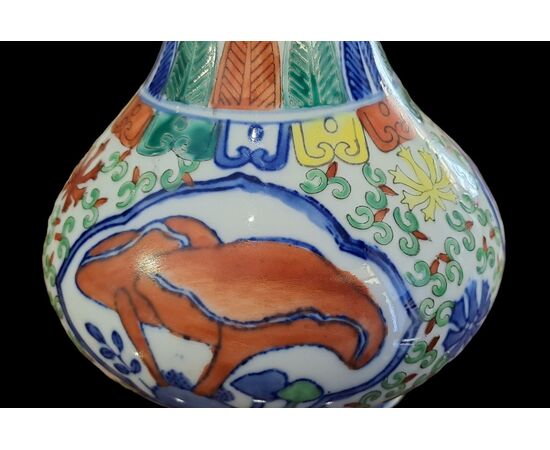 VASO IN PORCELLANA DIPINTA - CINA - XX SEC VASO IN PORCELLANA DIPINTA - CINA - XX SEC