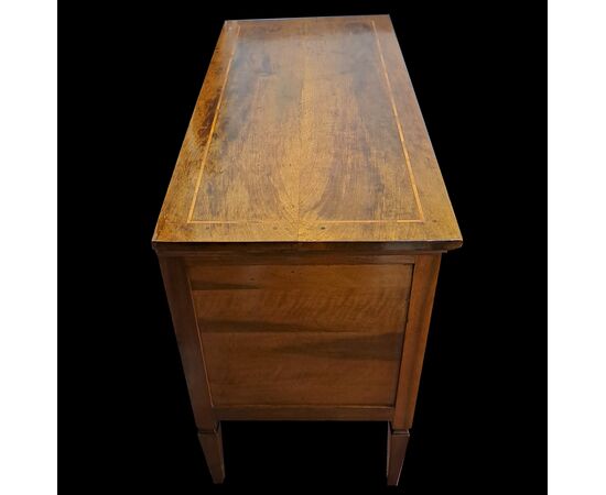 LOUIS XVI CHEST OF DRAWERS - EMILIA - 18TH CENTURY LOUIS XVI CHEST OF DRAWERS - EMILIA - 18TH CENTURY