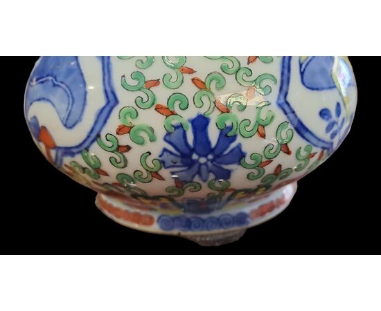VASO IN PORCELLANA DIPINTA - CINA - XX SEC VASO IN PORCELLANA DIPINTA - CINA - XX SEC