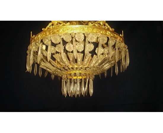 LAMPADARIO IN BRONZO DORATO LAMPADARIO IN BRONZO DORATO