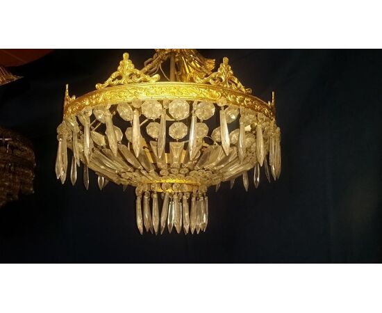 LAMPADARIO IN BRONZO DORATO LAMPADARIO IN BRONZO DORATO