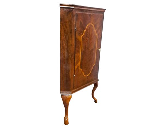 PAIR OF CORNER CABINETS - FERRARA - 18TH CENTURY PAIR OF CORNER CABINETS - FERRARA - 18TH CENTURY