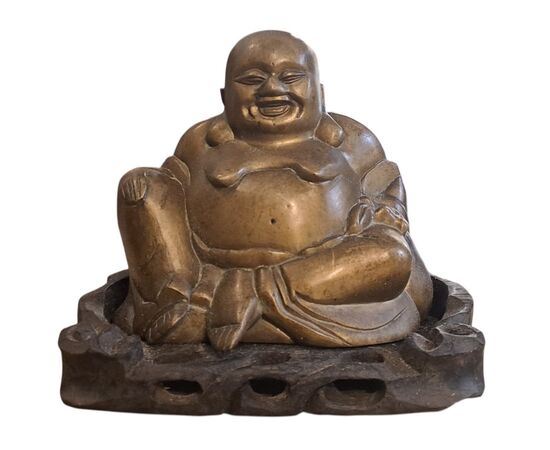 BRONZE BUDDHA - CHINA - 20TH CENTURY BRONZE BUDDHA - CHINA - 20TH CENTURY