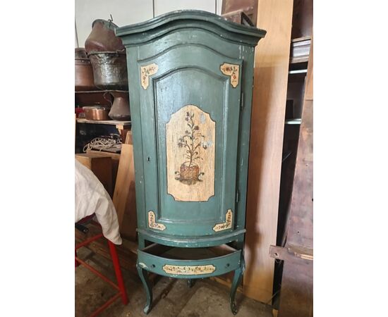 18th-century corner cabinet