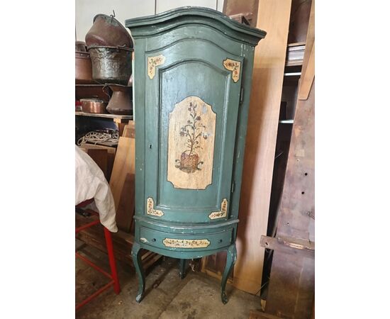 18th-century corner cabinet