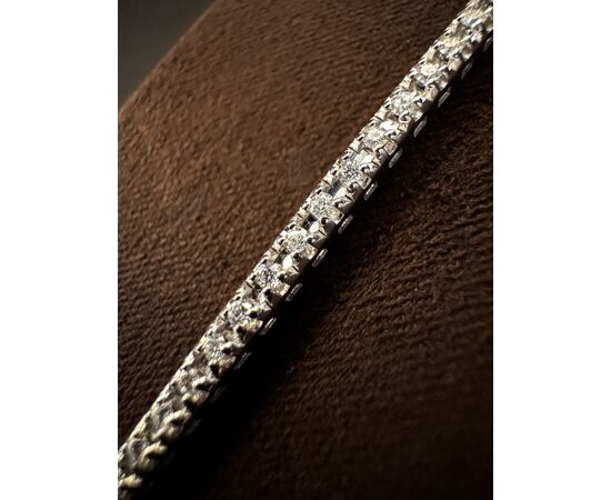 Bracciale  tennis  in  oro  bianco  con  Diamanti Bracciale  tennis  in  oro  bianco  con  Diamanti