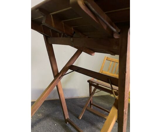 Set sedie e tavolo da giardino pieghevoli da bambino Set sedie e tavolo da giardino pieghevoli da bambino