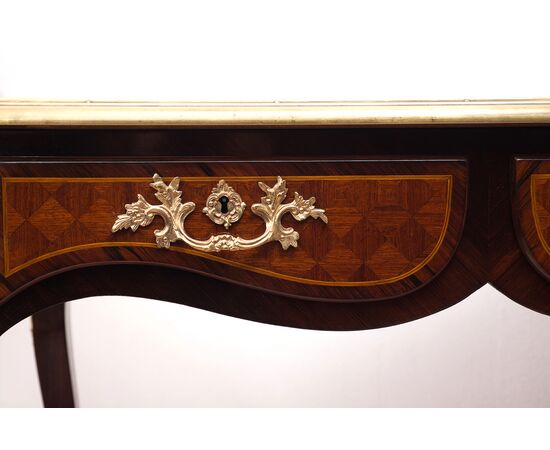 Antique French Napoleon III desk in precious exotic woods with gilded bronze inlays. 19th century period. Antique French Napoleon III desk in precious exotic woods with gilded bronze inlays. 19th century period.