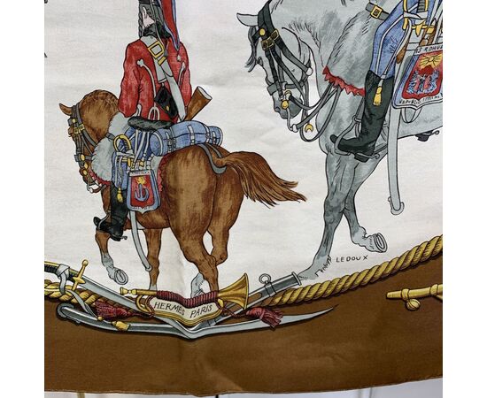 HERMES Foulard Vintage in Seta Col. Marrone Carre 90 HERMES Foulard Vintage in Seta Col. Marrone Carre 90