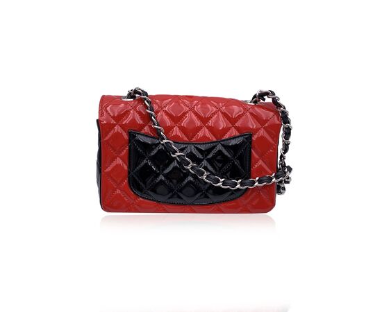 CHANEL Borsa a Tracolla in Pelle Lucida Col. Rosso Timeless/Classique S CHANEL Borsa a Tracolla in Pelle Lucida Col. Rosso Timeless/Classique S