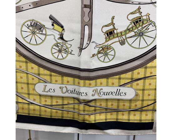 HERMES Foulard Vintage in Seta Col. Giallo Carre 90 HERMES Foulard Vintage in Seta Col. Giallo Carre 90