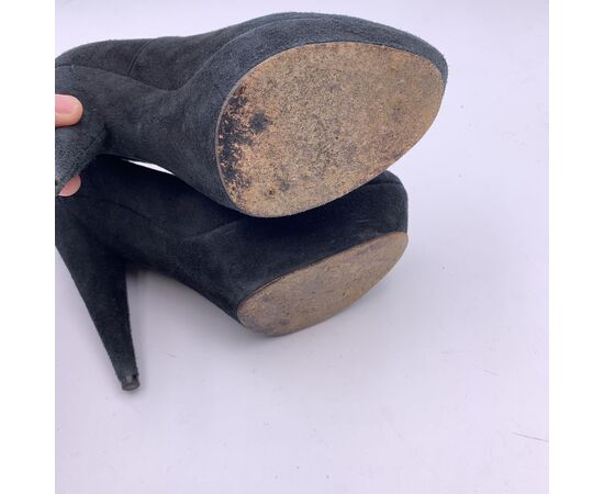 YVES SAINT LAURENT Scarpe con Tacco in Camoscio Col. Nero 40 YVES SAINT LAURENT Scarpe con Tacco in Camoscio Col. Nero 40