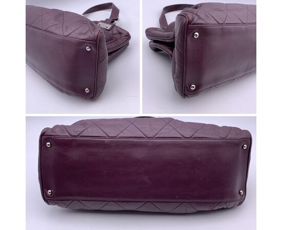 CHANEL Borsa a Mano in Pelle Col. Viola Paris-Londres M CHANEL Borsa a Mano in Pelle Col. Viola Paris-Londres M