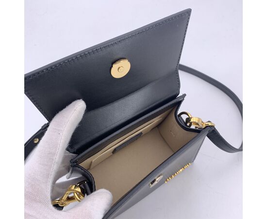 JACQUEMUS Borsa a Mano in Pelle Col. Nero Chiquito S JACQUEMUS Borsa a Mano in Pelle Col. Nero Chiquito S