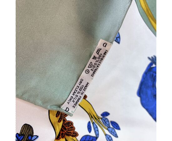 HERMES Foulard Vintage in Seta Col. Verde Carre 90 HERMES Foulard Vintage in Seta Col. Verde Carre 90