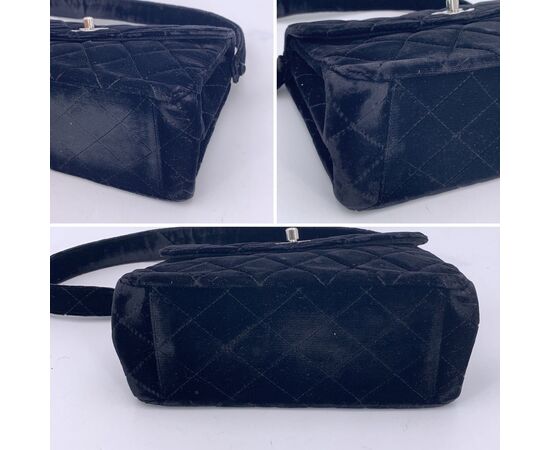 CHANEL Borsa a Tracolla Vintage in Velluto Col. Nero CC S CHANEL Borsa a Tracolla Vintage in Velluto Col. Nero CC S