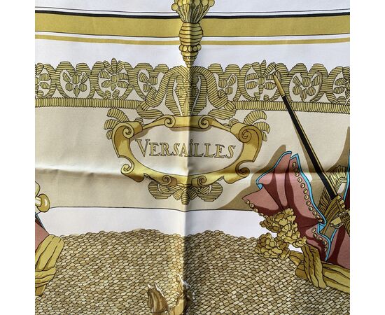 HERMES Foulard Vintage in Seta Col. Marrone Carre 90 HERMES Foulard Vintage in Seta Col. Marrone Carre 90