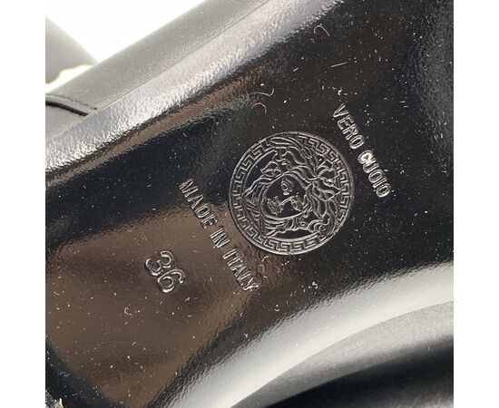 VERSACE Stivali in Pelle Col. Nero - 36 VERSACE Stivali in Pelle Col. Nero - 36
