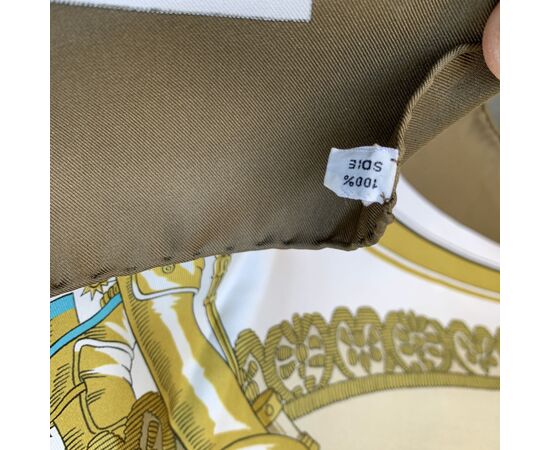 HERMES Foulard Vintage in Seta Col. Marrone Carre 90 HERMES Foulard Vintage in Seta Col. Marrone Carre 90