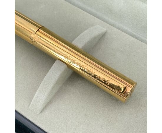 LOUIS VUITTON Accessorio Vintage in Metallo Col. Oro M LOUIS VUITTON Accessorio Vintage in Metallo Col. Oro M