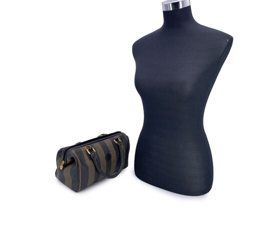 FENDI Borsa a Mano Vintage in Tela Col. Nero Forever Bauletto M FENDI Borsa a Mano Vintage in Tela Col. Nero Forever Bauletto M