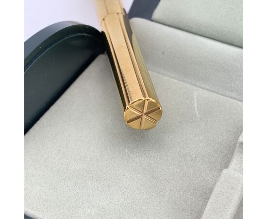 LOUIS VUITTON Accessorio Vintage in Metallo Col. Oro M LOUIS VUITTON Accessorio Vintage in Metallo Col. Oro M