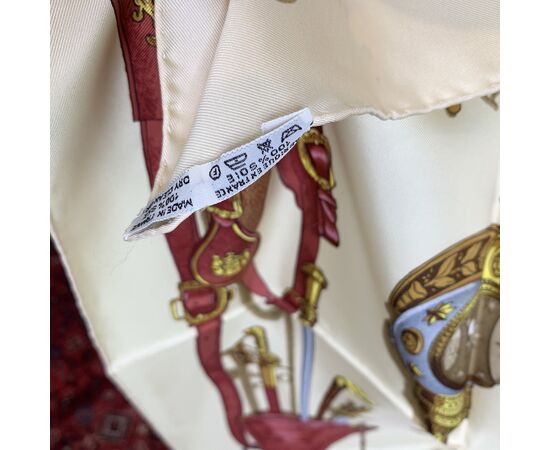HERMES Foulard Vintage in Seta Col. Beige Carre 90 HERMES Foulard Vintage in Seta Col. Beige Carre 90