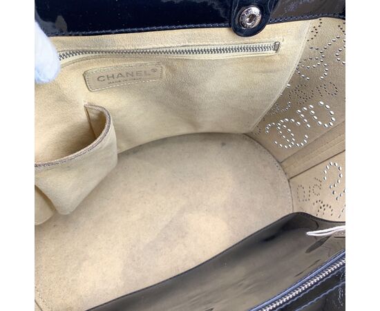 CHANEL Borsa Shopper in Pelle Lucida Col. Nero CC M CHANEL Borsa Shopper in Pelle Lucida Col. Nero CC M
