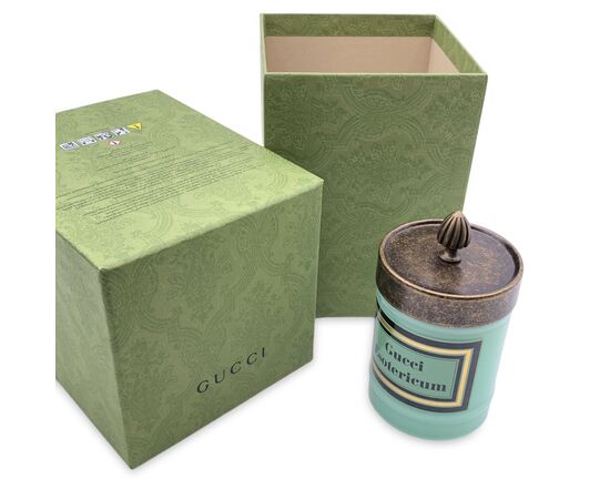 GUCCI Accessorio Home Decor in Vetro Col. Verde Esotericum M GUCCI Accessorio Home Decor in Vetro Col. Verde Esotericum M