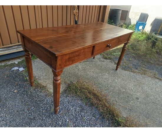 elegante tavolo / scrivania in noce