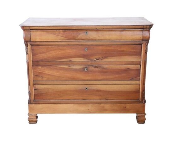 19th Century Antique Solid Walnut Chest of Drawers 19th Century Antique Solid Walnut Chest of Drawers