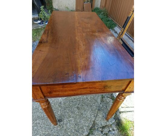 elegante tavolo / scrivania in noce