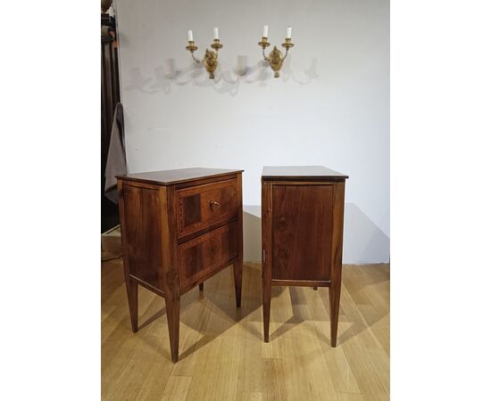 PAIR OF NEOCLASSICAL INLAID BEDSIDE TABLES, LATE 18TH CENTURY PAIR OF NEOCLASSICAL INLAID BEDSIDE TABLES, LATE 18TH CENTURY