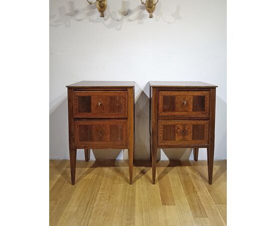 PAIR OF NEOCLASSICAL INLAID BEDSIDE TABLES, LATE 18TH CENTURY PAIR OF NEOCLASSICAL INLAID BEDSIDE TABLES, LATE 18TH CENTURY