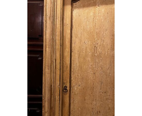 PTS898 - N. 2 porte laccate con telaio, epoca '700, luce cm L 88 x H 207