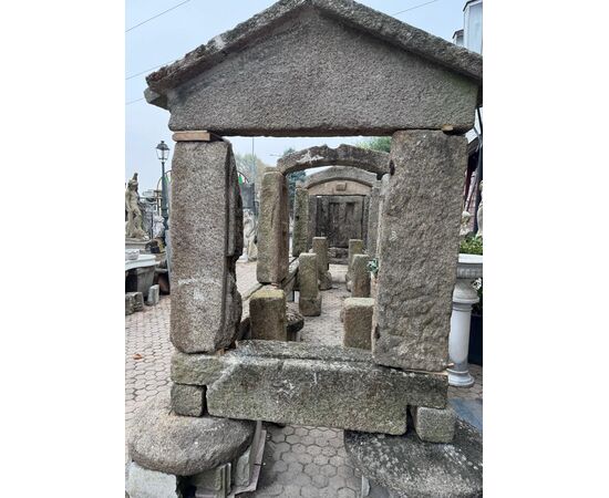 DARS688 - Antico granaio Horreo in pietra di granito, misure cm L 700 x H 235 x P 210 DARS688 - Antico granaio Horreo in pietra di granito, misure cm L 700 x H 235 x P 210