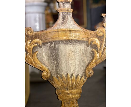 Pair of decorative trophies