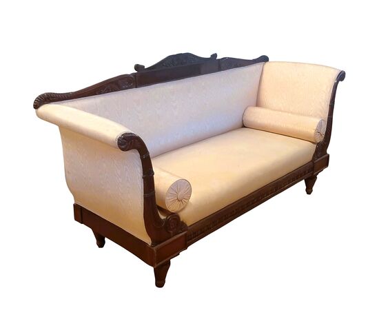 Divano Carlo X in noce massello