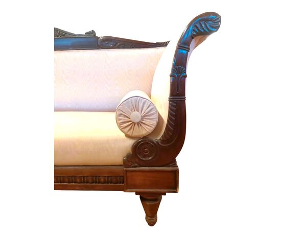 Divano Carlo X in noce massello