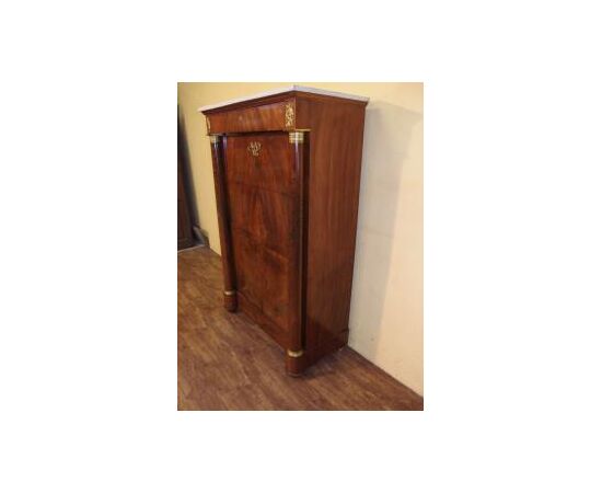 Empire style walnut secretaire with columns, 19th century, cm L96xP45xH147 Empire style walnut secretaire with columns, 19th century, cm L96xP45xH147