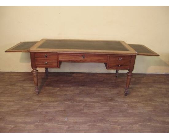 Large walnut desk, center style, Louis Philippe period, 19th century, cm L159xW55xW230