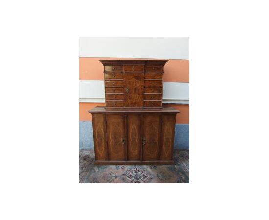 CREDENZA A DUE CORPI LASTRONATA EPOCA PRIMI 800
