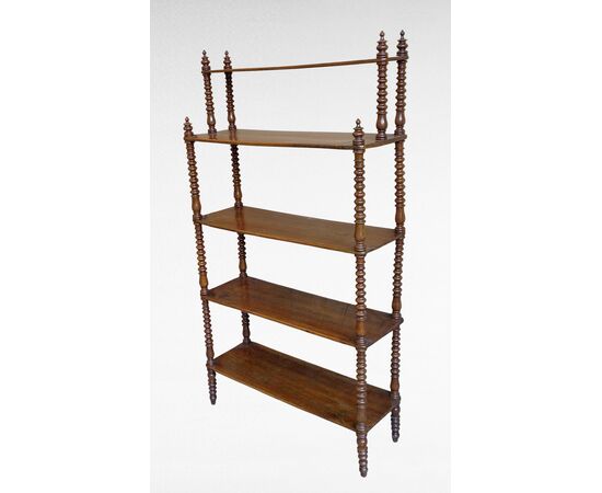 Etagere