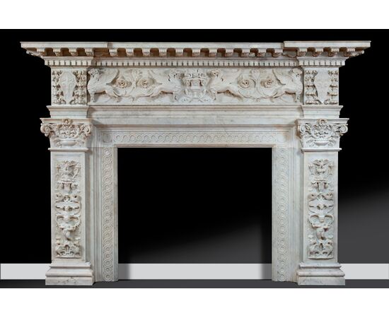 Important neo-Renaissance fireplace, 19th century